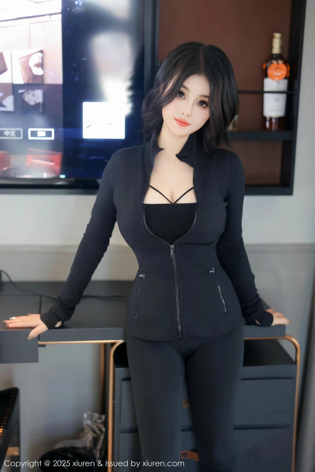 [XiuRen秀人网]第9694期Monica写真-秀人资源网